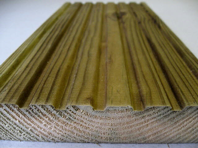 Softwood decking 145x28 